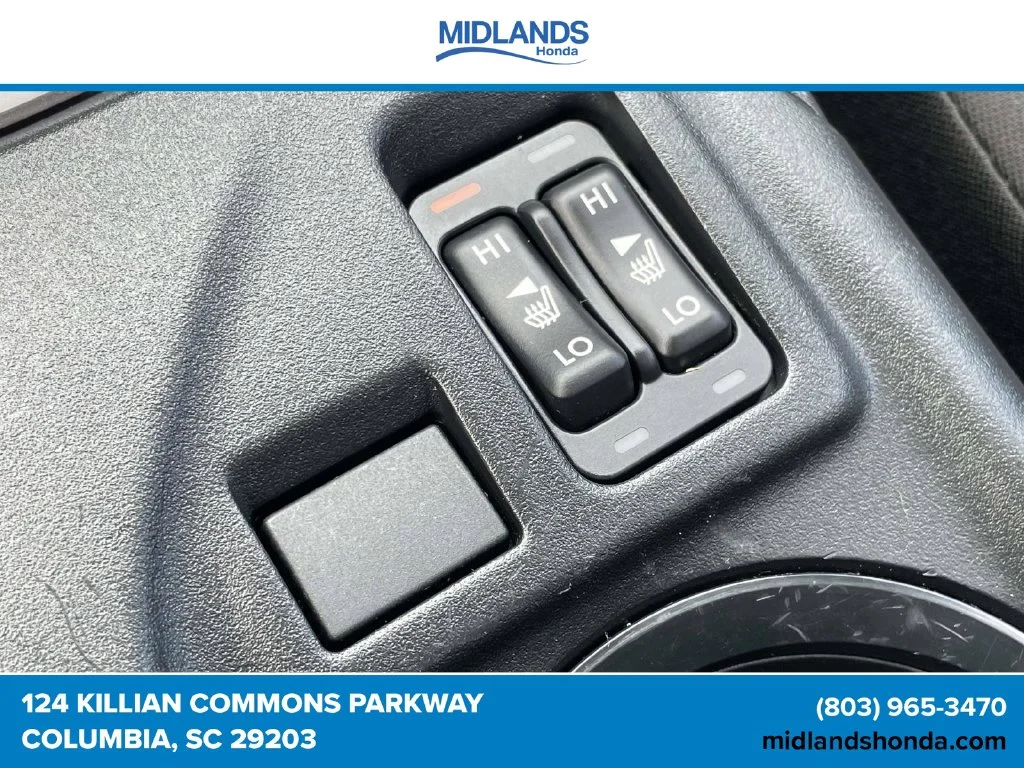 Used 2020 Gray Metallic Subaru Premium image 31