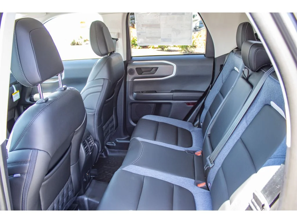 New 2026 CARBONIZED GRAY METALLIC Ford Outer Banks image 20