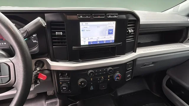 Used 2023 White Ford XL image 26