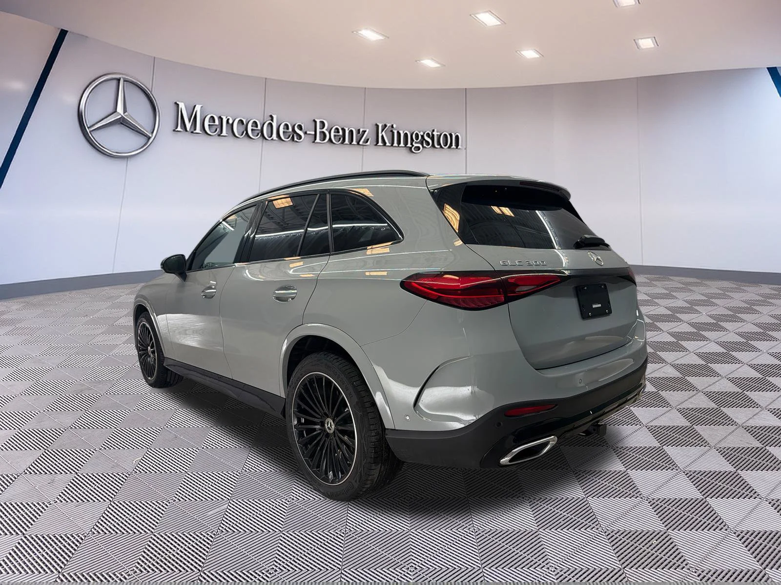 Used 2026 Light gray Mercedes-Benz GLC 300 image 8