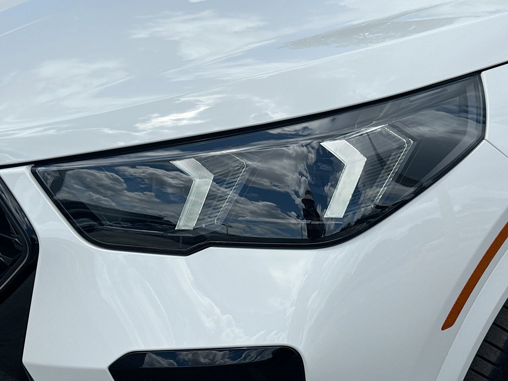 New 2026 Alpine White BMW xDrive28i image 9