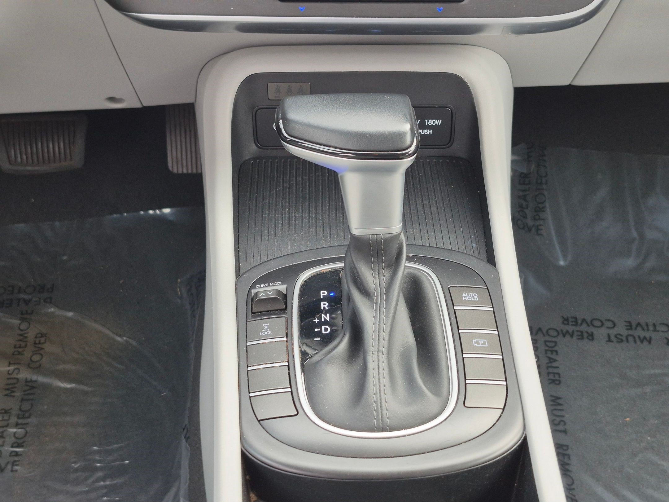 Used 2024 Abyss Black Pearl Hyundai SEL image 25