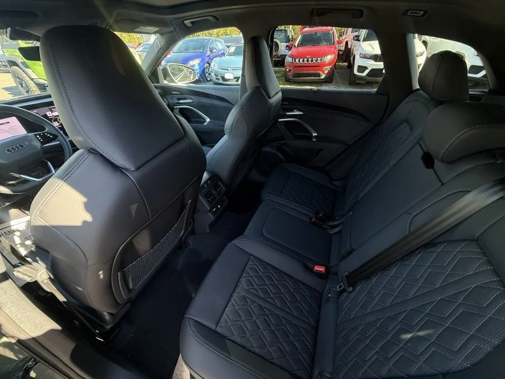 Used 2026 District Green Metallic Audi Premium Plus 3.0 TFSI quattro w/ Black Optic & Warm Weather image 27