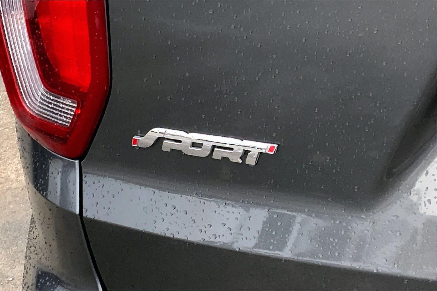 Used 2019 Magnetic Metallic Ford Sport image 28