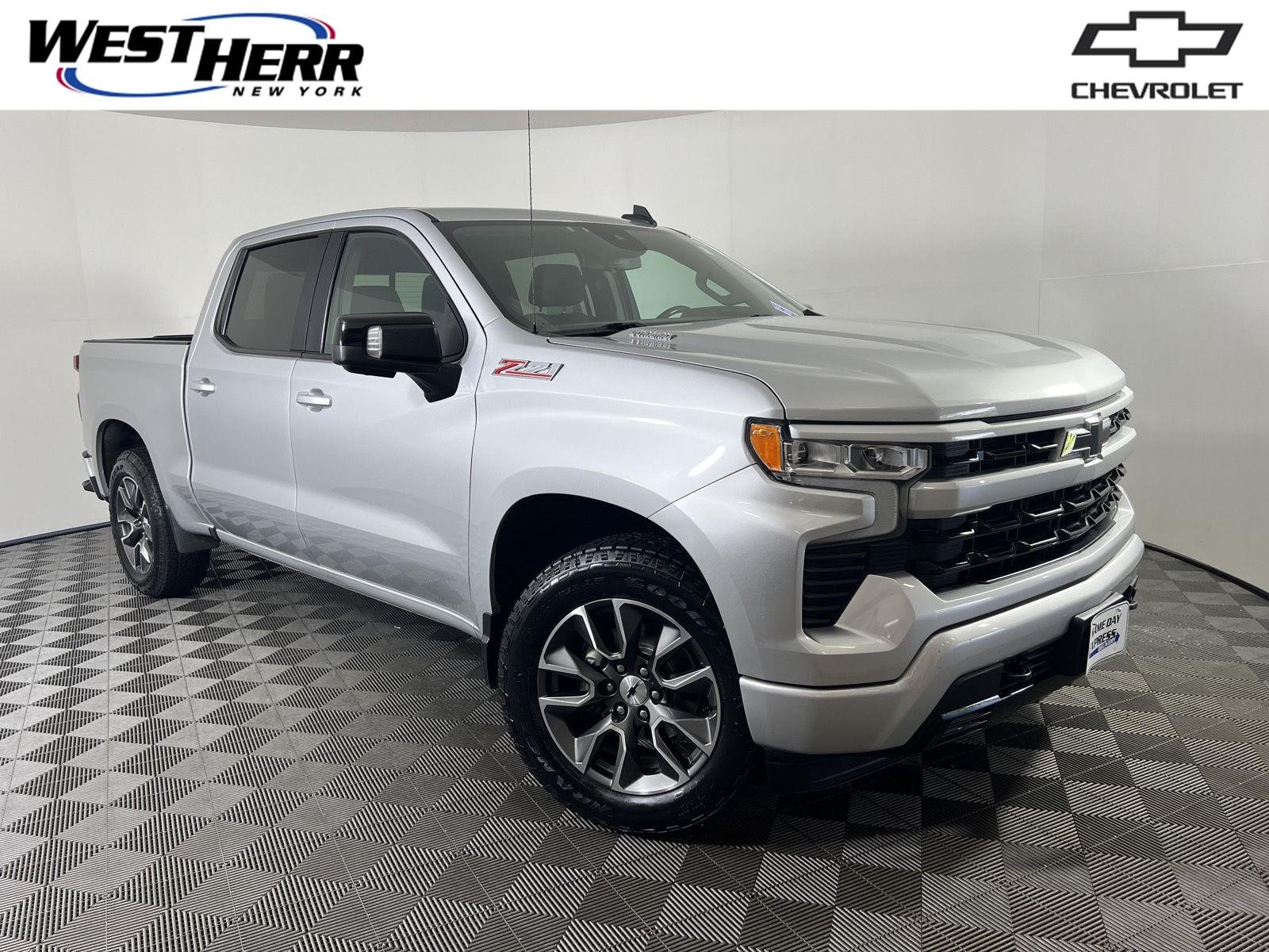 Used 2022 Silver Ice Metallic Chevrolet RST image 1