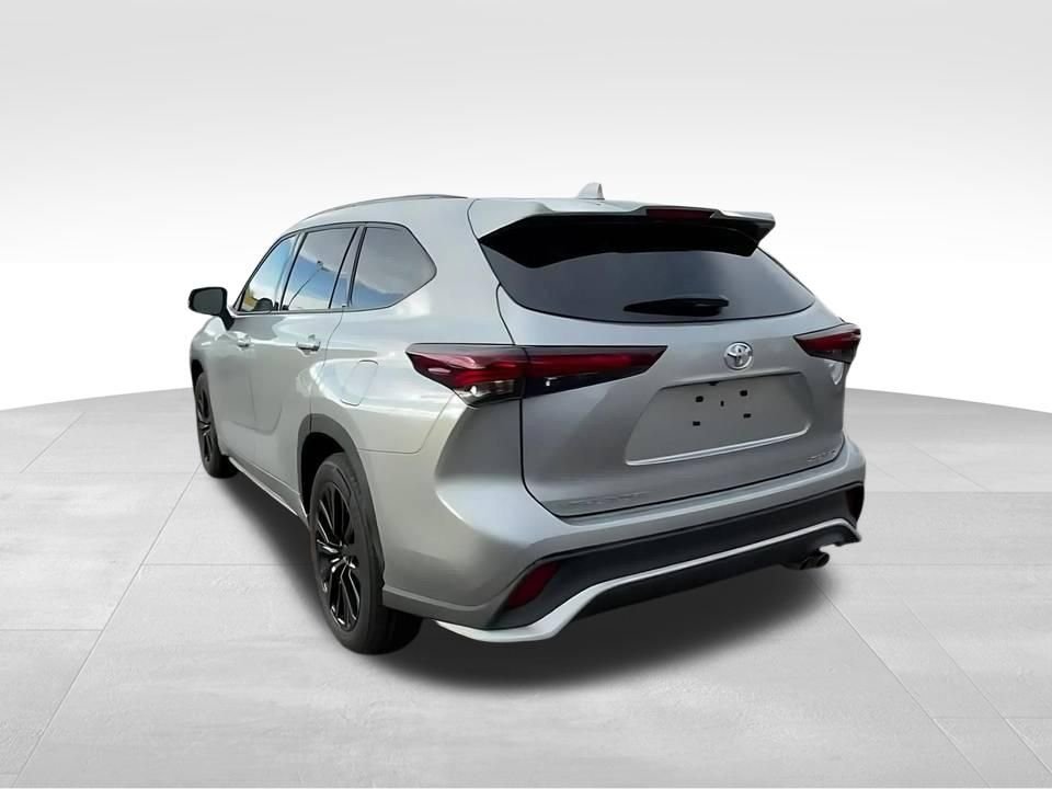 Used 2025 Celestial Silver Metallic Toyota XSE image 3