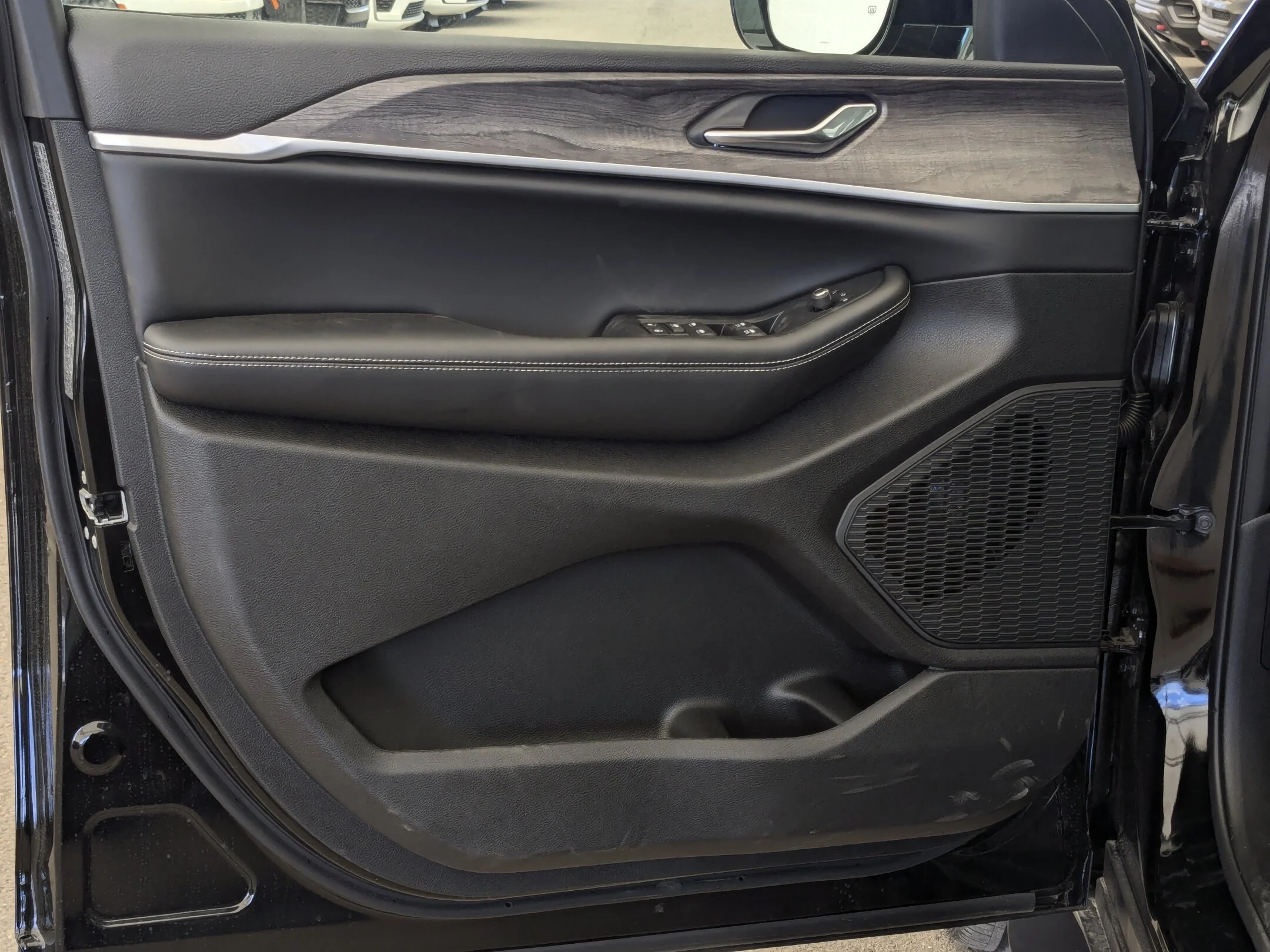 New 2026 Black Jeep Altitude - - 20 Gloss Black Wheels - Capri Leatherette/Suede - Remote Start - Altitude Pkg & More! image 12