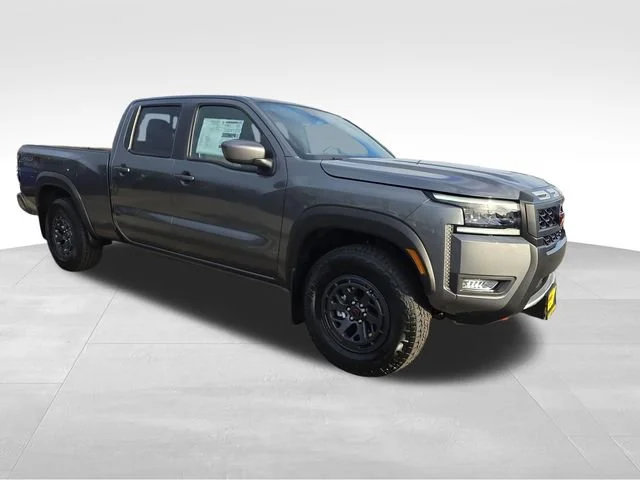 2026 Nissan Frontier PRO-4X Crew Cab 4X4 LWB's photo