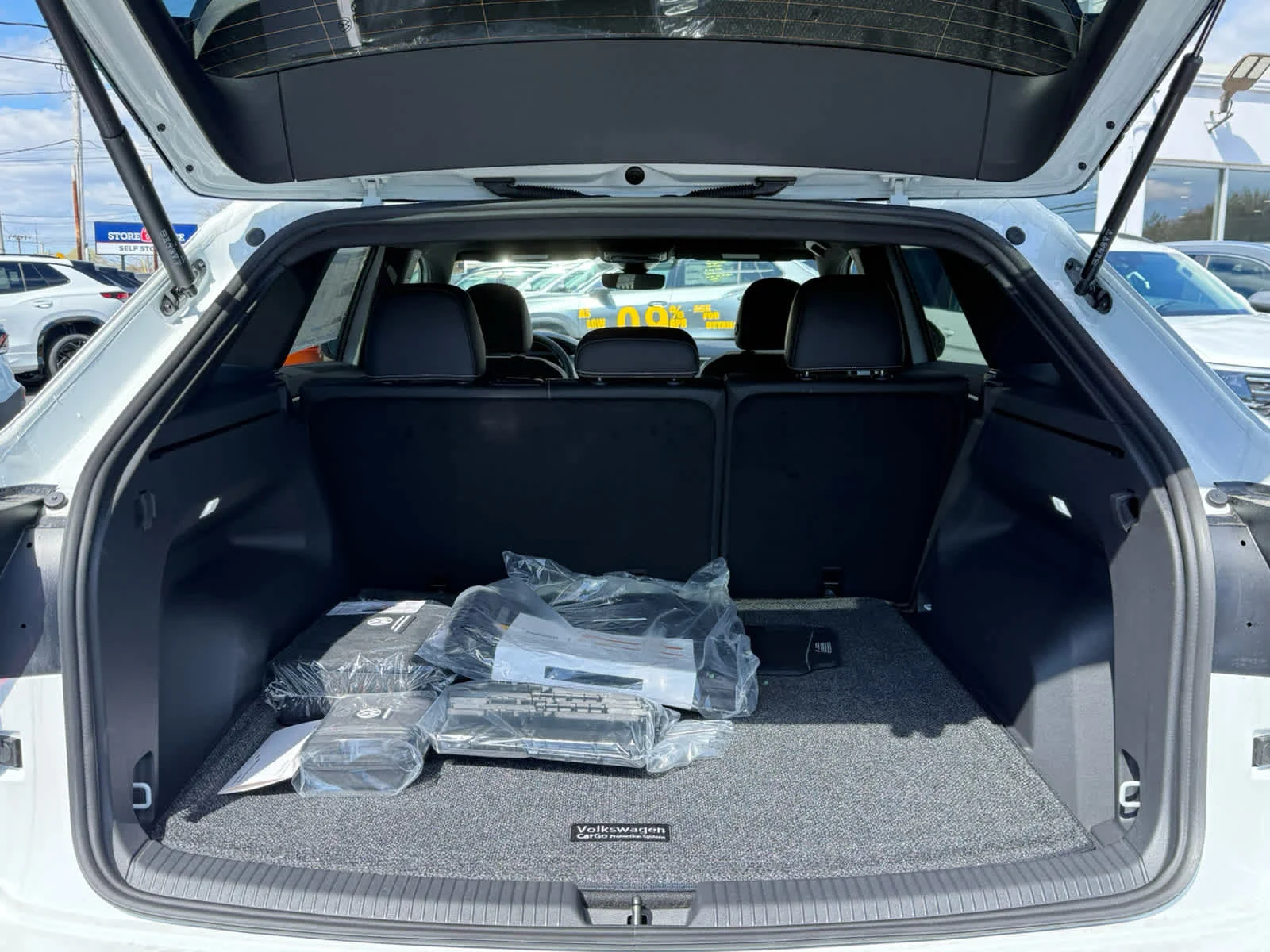 2026 Volkswagen Atlas Cross Sport SE - Photo 13