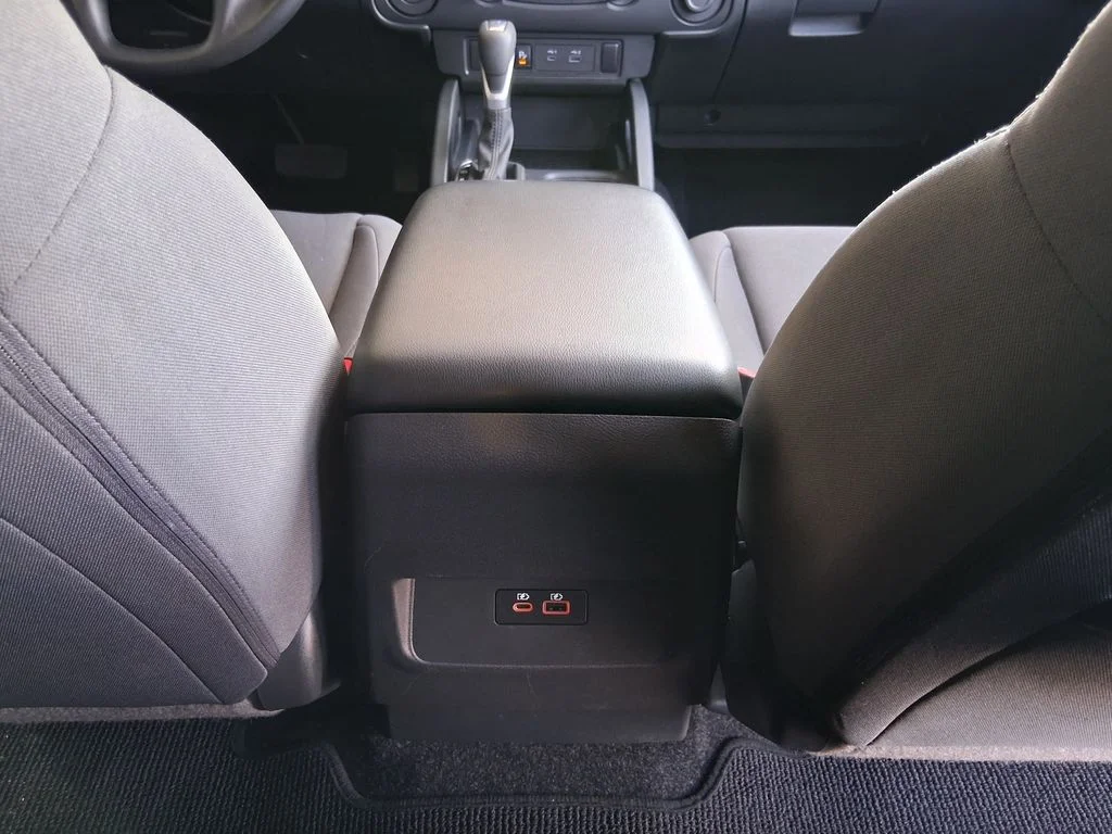 Used 2025 White Nissan S image 22