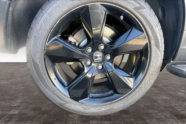 Used 2019 Blue Honda Elite image 5