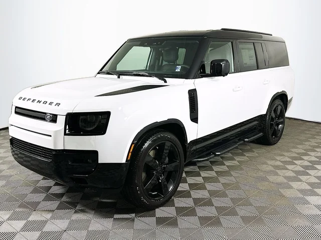 2026 Land Rover Defender 130 X-Dynamic SE