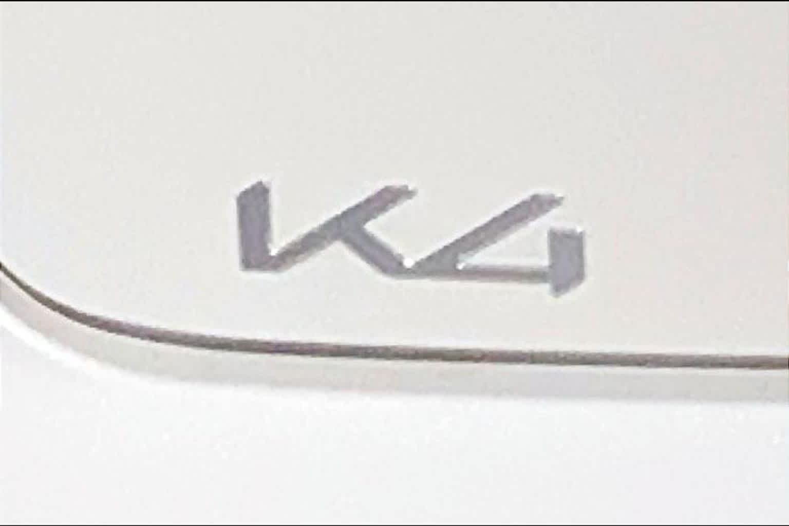 Used 2025 Snow White Pearl Kia LXS image 10
