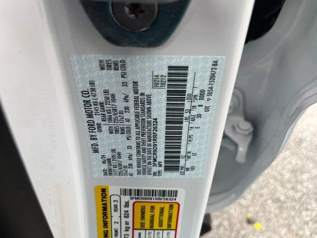 Used 2024 White Ford Badlands image 26