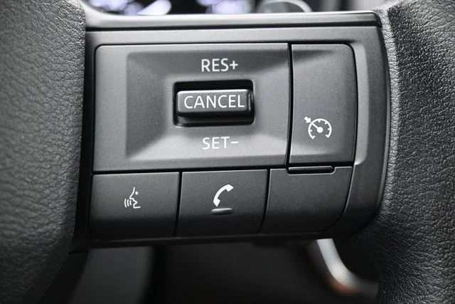 Used 2025 White Nissan S image 23