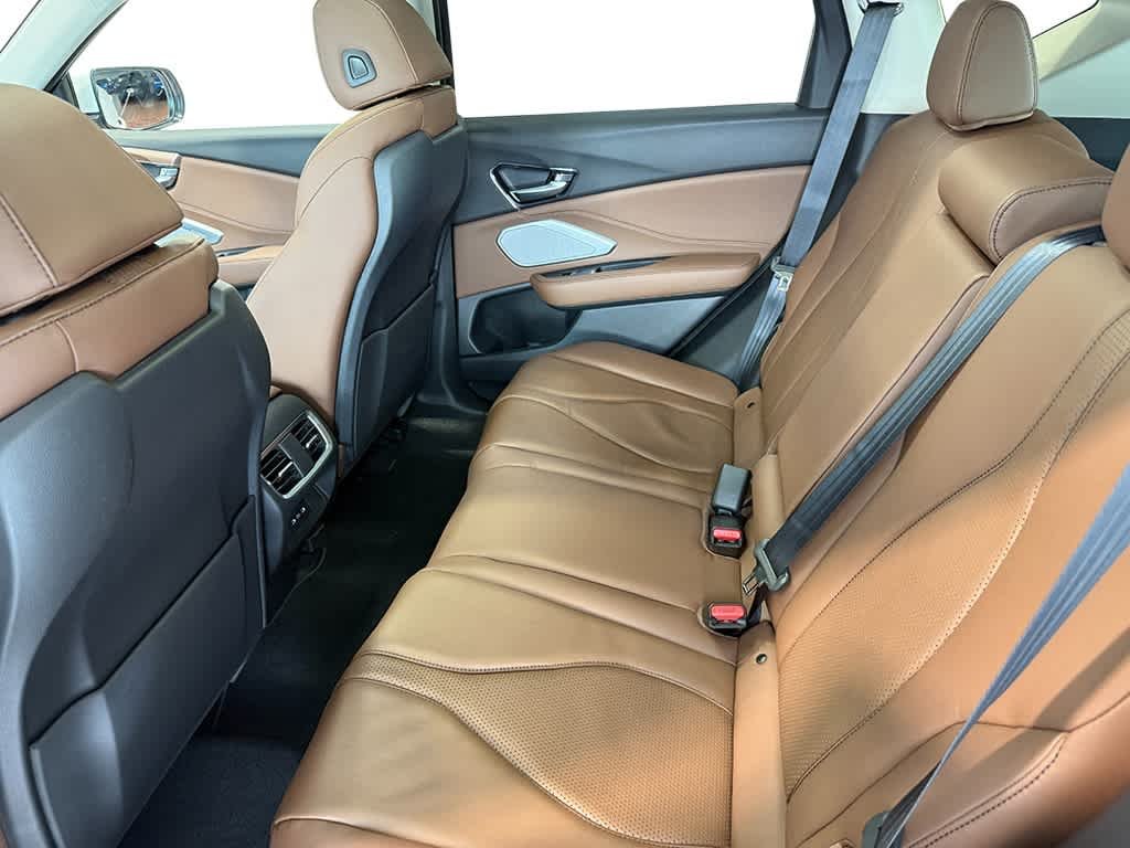 New 2026 Platinum White Pearl Acura w/Technology Package image 33