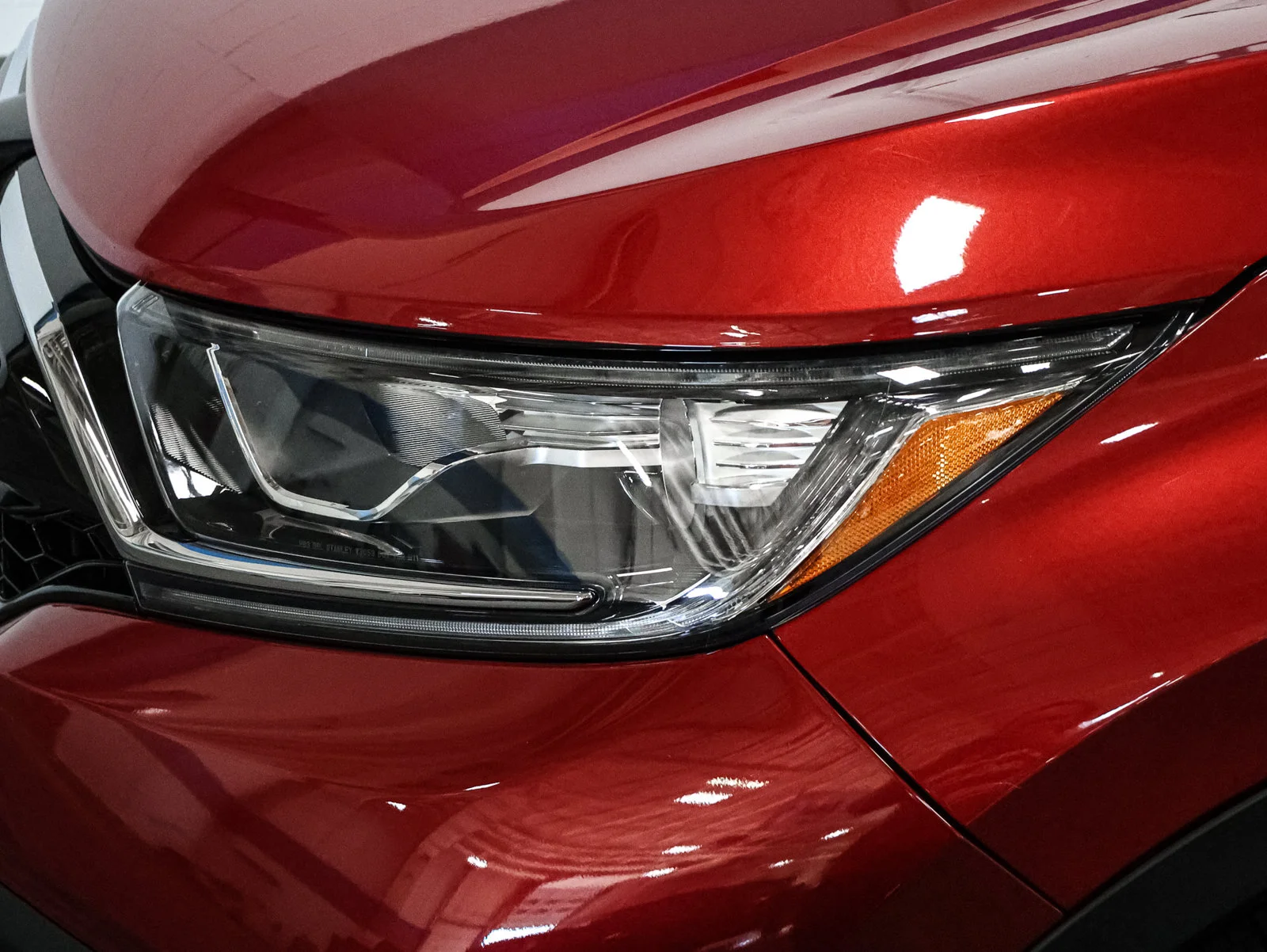 Certified Used 2022 Radiant Red Metallic Honda AWD EX image 14