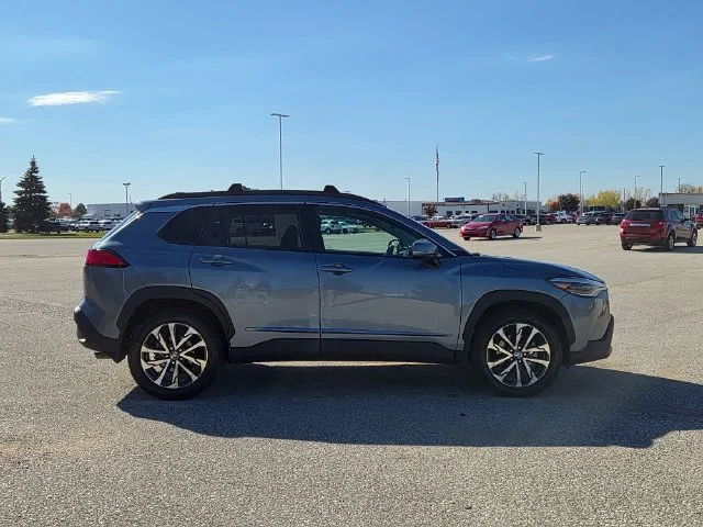 Certified Used 2024  Toyota XLE image 5