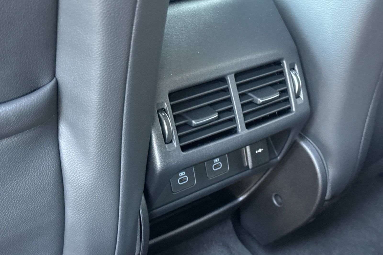 Certified Used 2025 Gray Land Rover SE image 13
