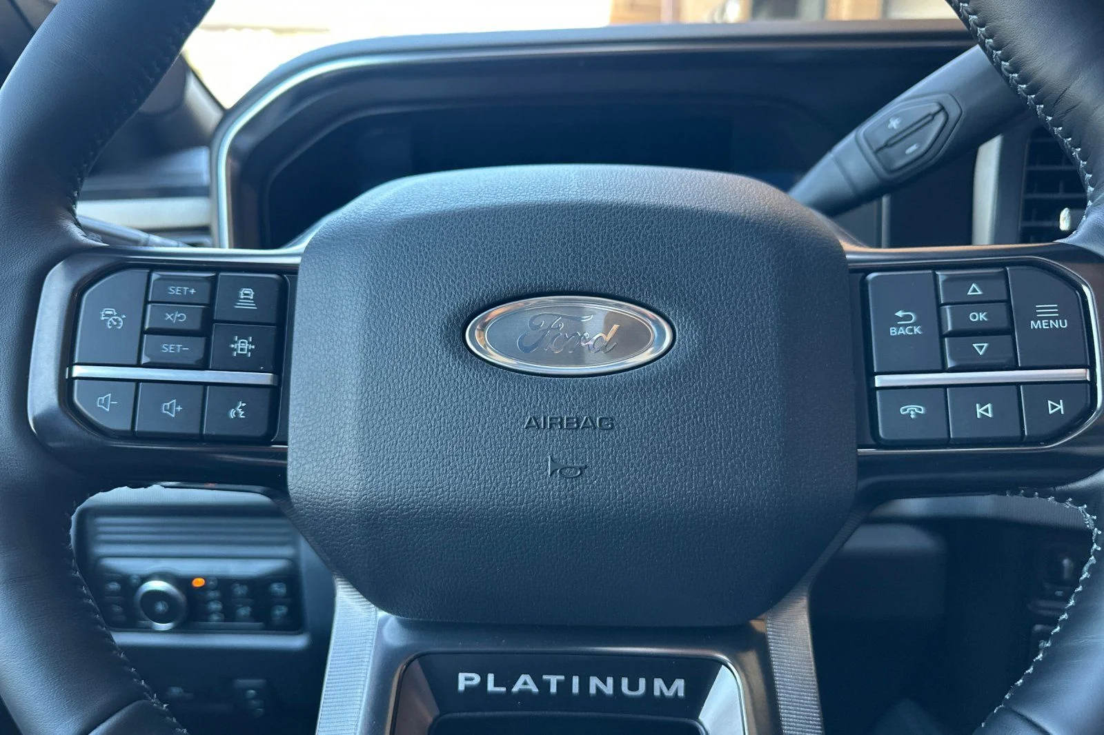 New 2026 Star White Metallic Tri-Coat Ford F-250® Platinum® image 22