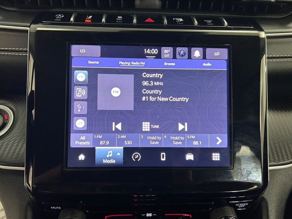 Used 2023 White Jeep Laredo image 11