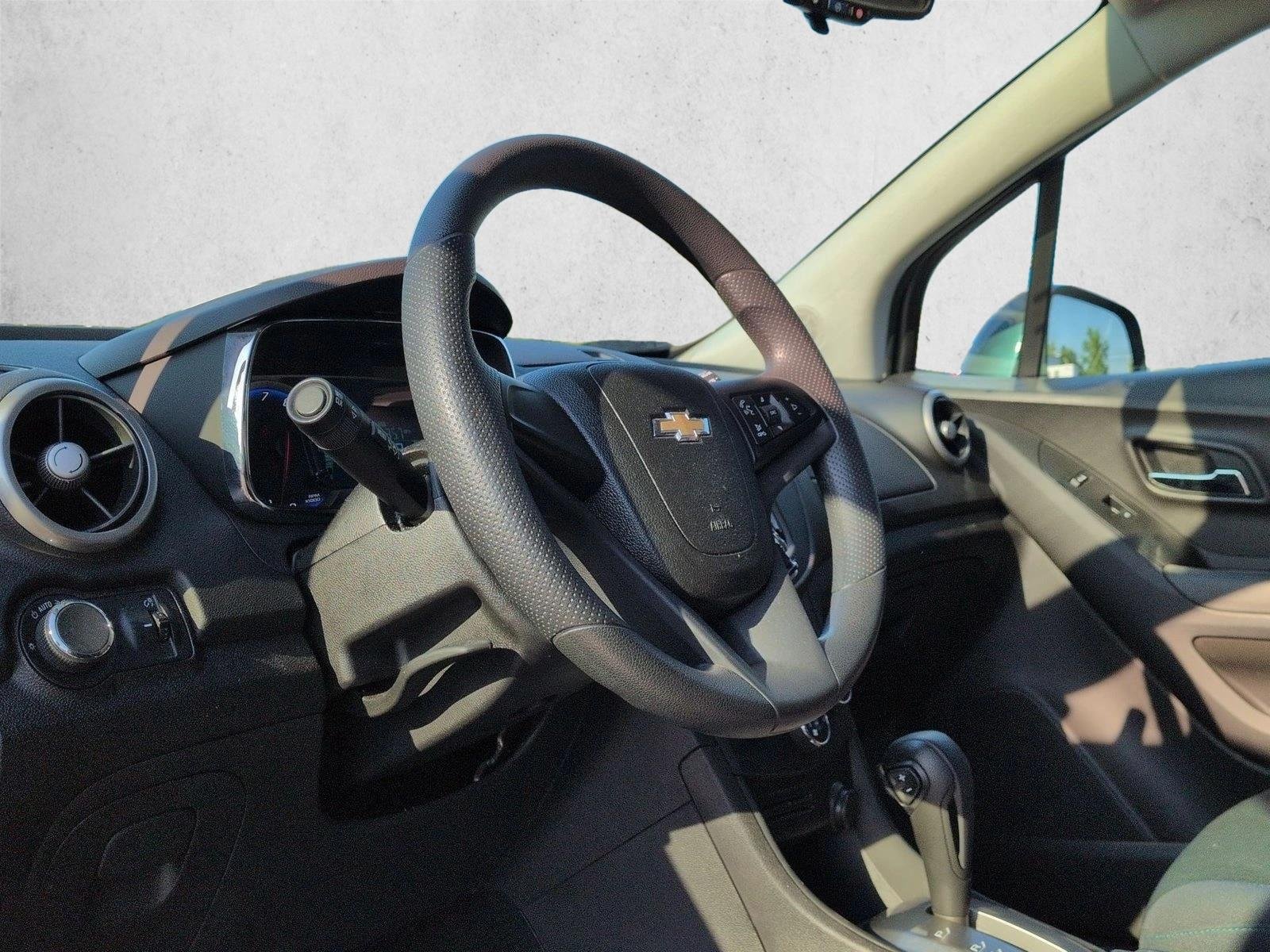Used 2016 Cyber Gray Metallic Chevrolet LS image 10