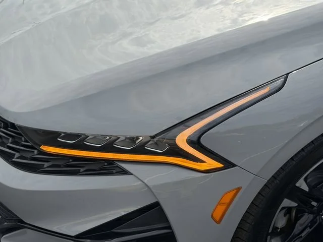 Used 2022 Gray Kia GT-Line image 8