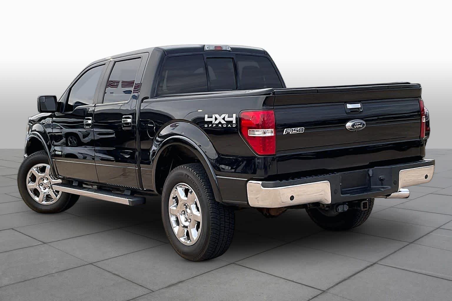 Used 2014 Tuxedo Black Metallic Ford Lariat image 13