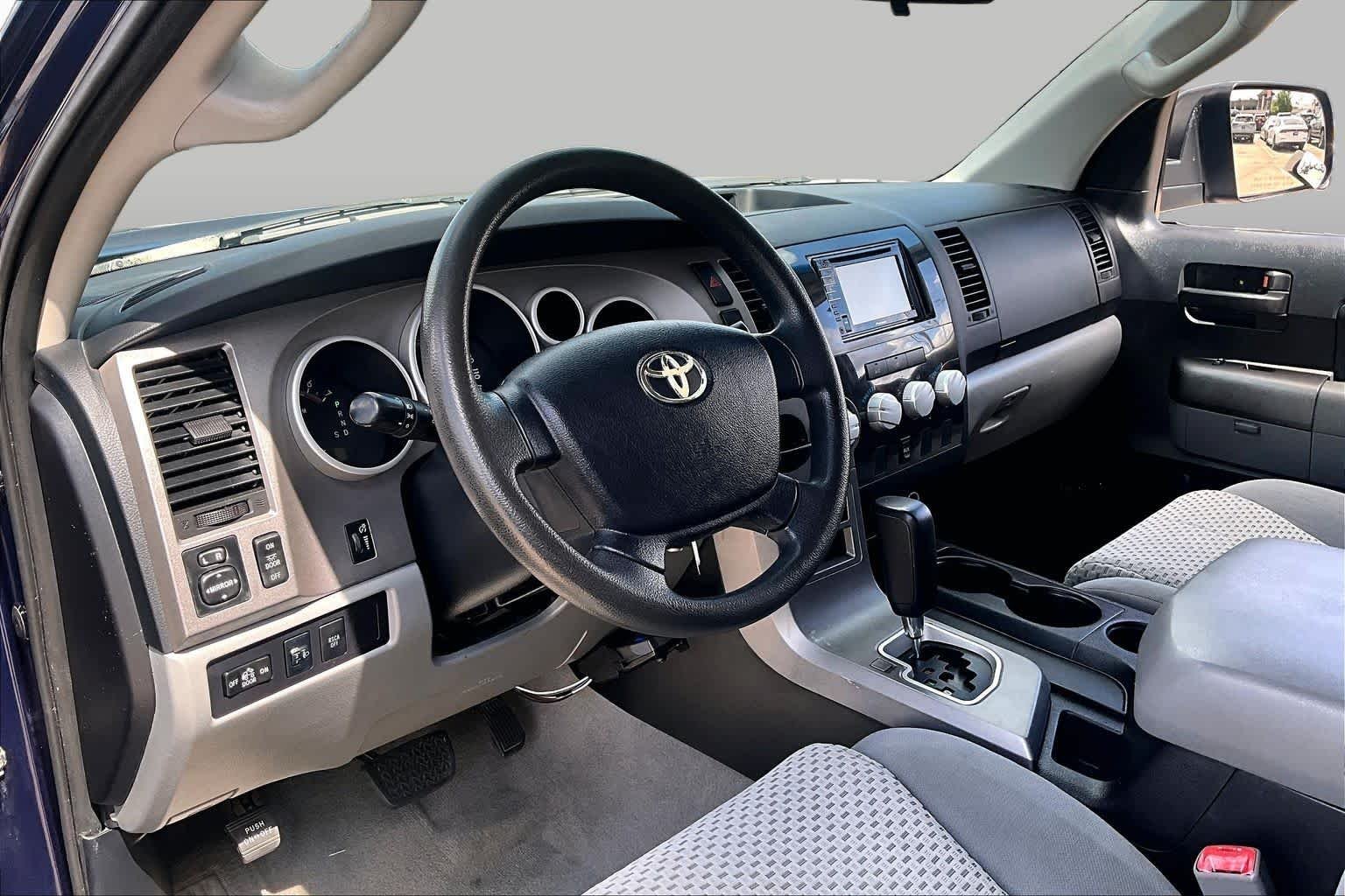 Used 2010 Nautical Blue Metallic Toyota  image 16