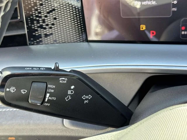 New 2026 Silver Volkswagen 2.0T SE image 19