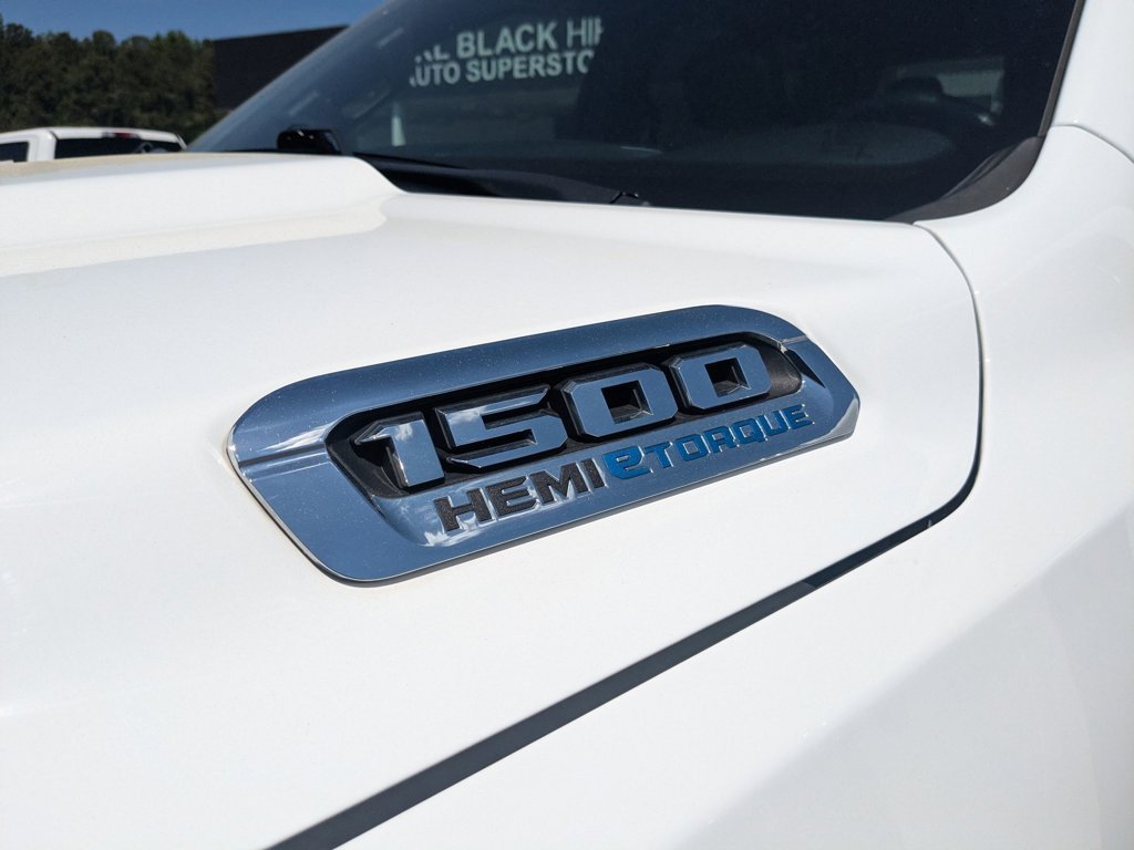 Used 2022 Bright White Clearcoat Ram Big Horn image 31