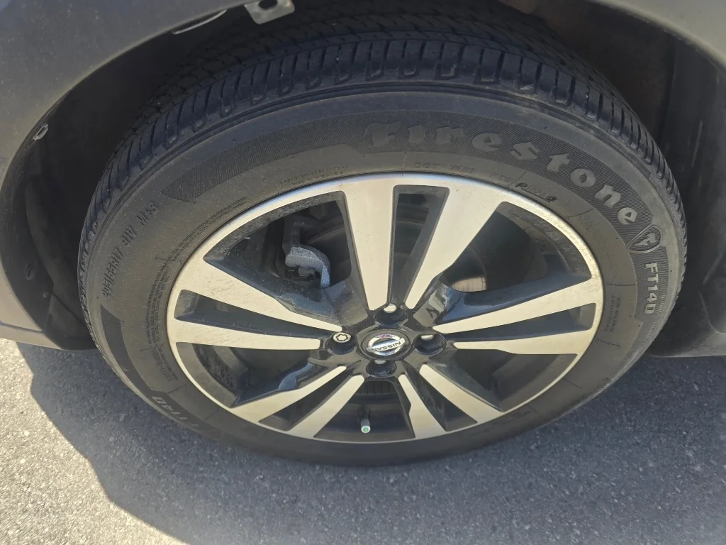 Used 2020 Brilliant Silver Metallic Nissan SV image 9