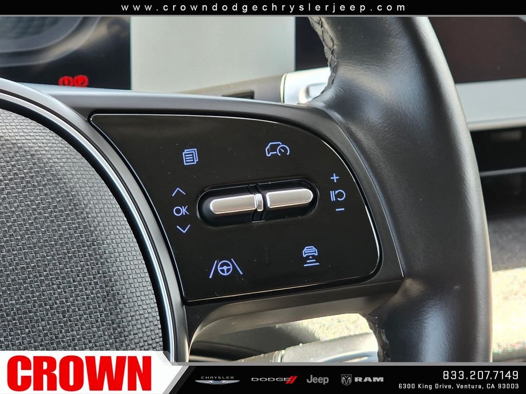 Used 2024 Black Hyundai SEL image 30