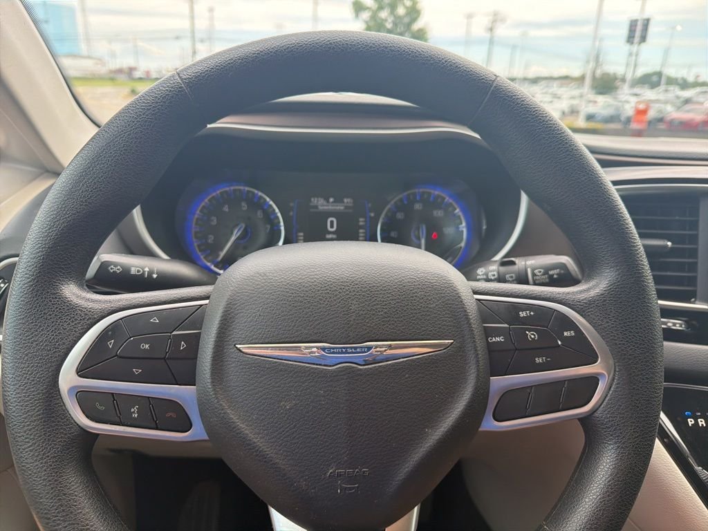 Used 2021 Black Chrysler LXI image 18