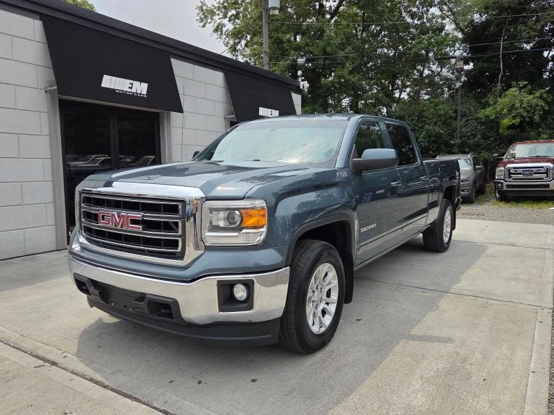 Used 2014 Blue GMC SLE Pickup 4D 6 1/2 ft image 2