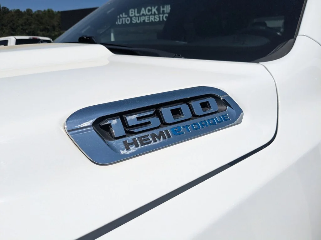 Used 2022 Bright White Clearcoat Ram Big Horn image 31