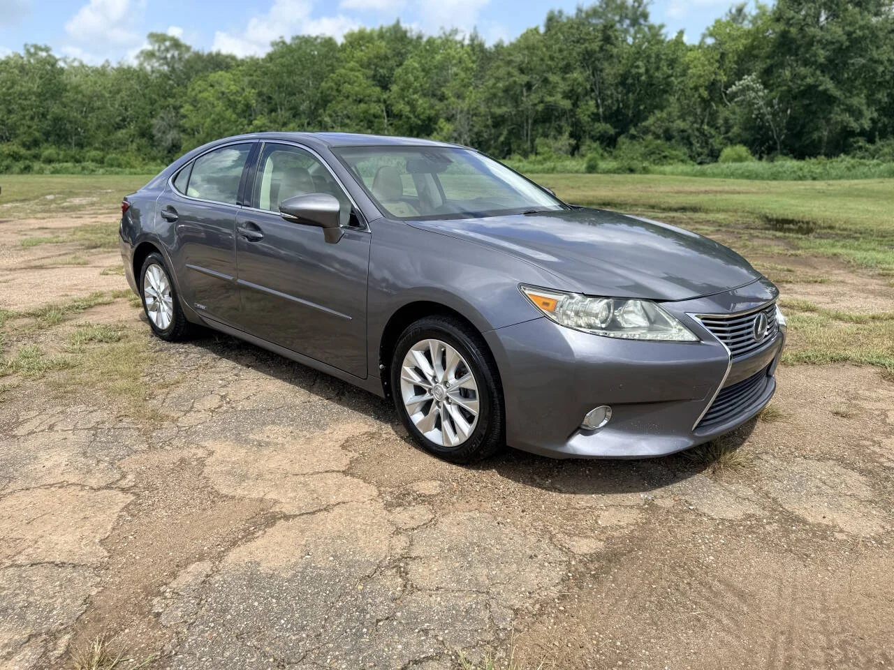 Used 2013 Gray Lexus Base 4dr Sedan image 7