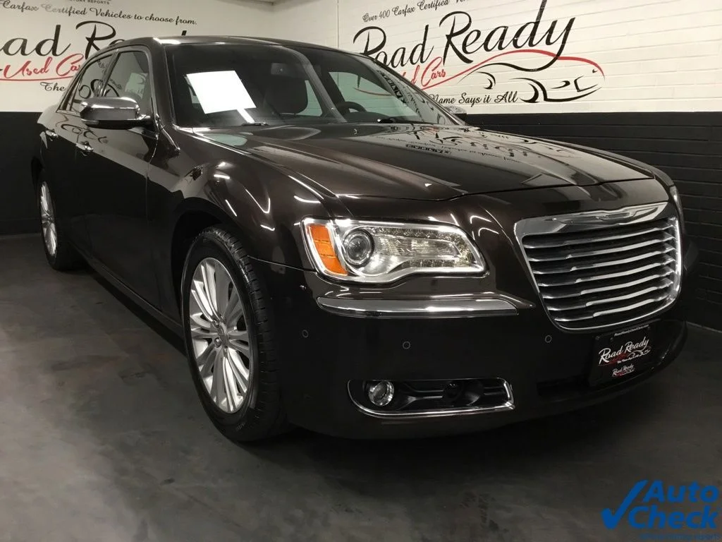 Used 2012 Brown Chrysler C image 3