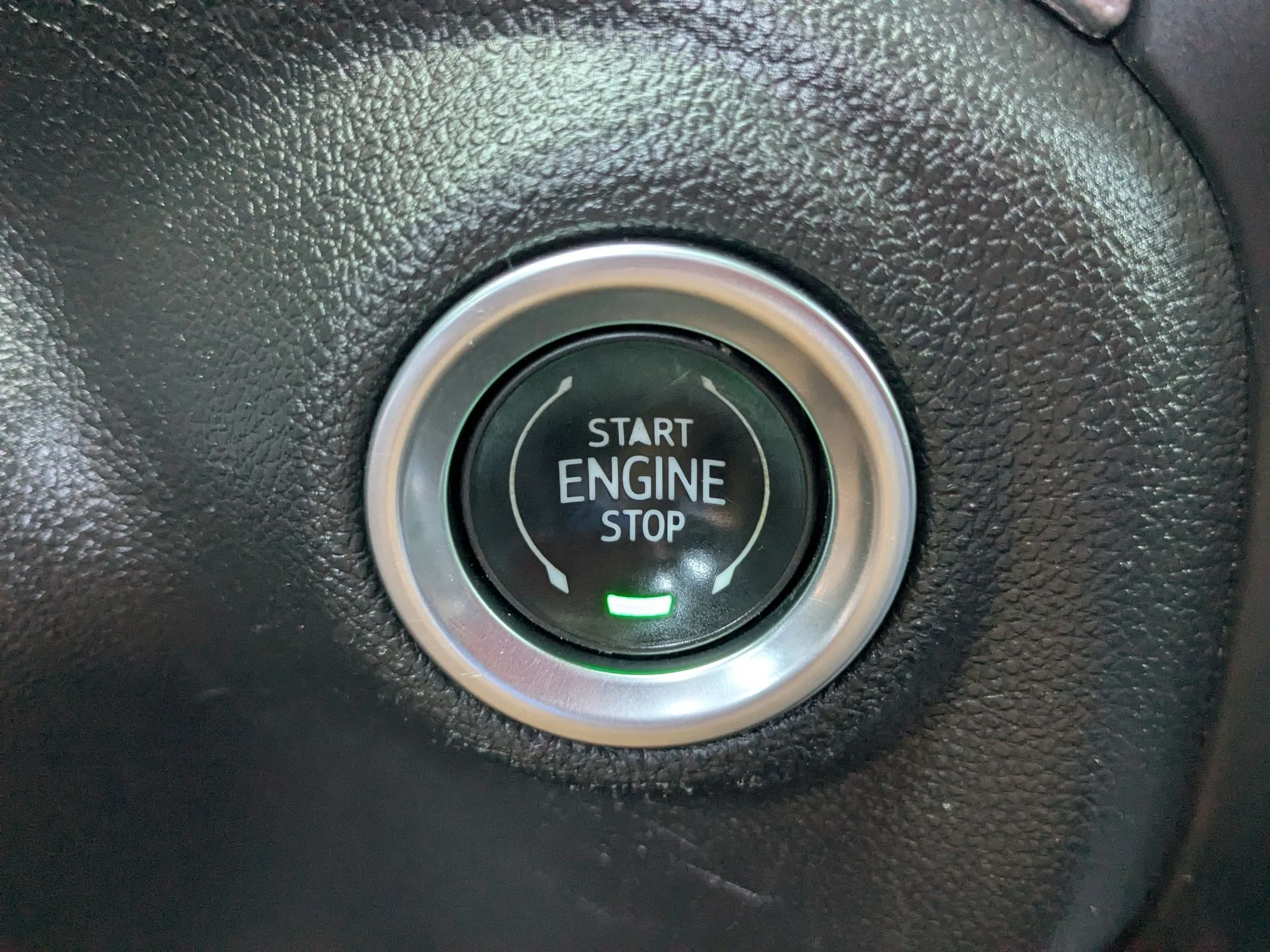 Used 2021 Quicksilver Metallic GMC Elevation image 21