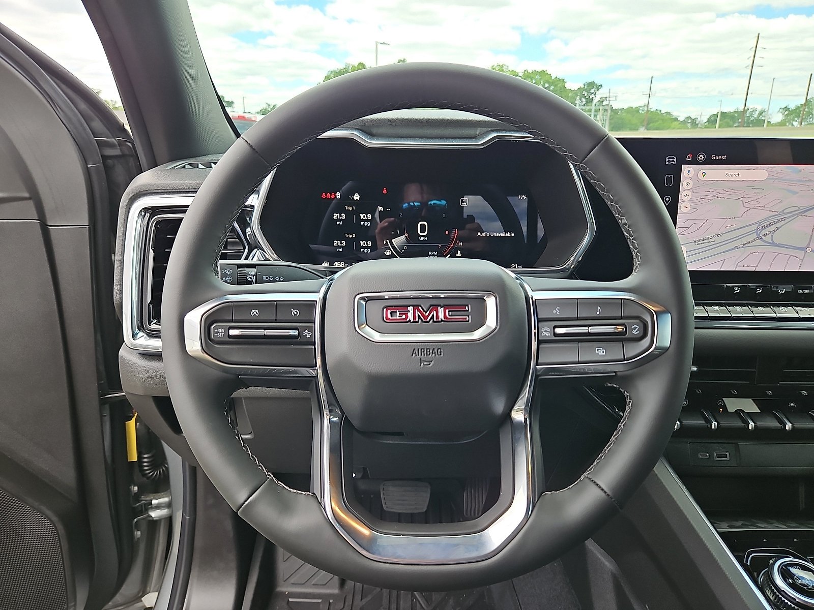 New 2026 Sterling Metallic GMC Elevation image 11