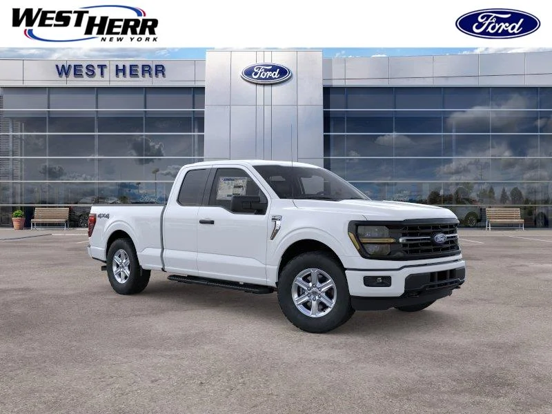 New 2026 Oxford White Ford XLT image 1