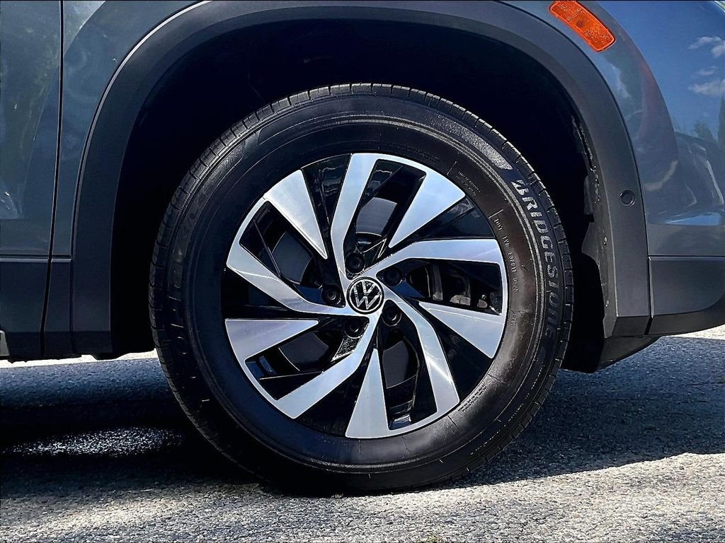 Certified Used 2025 Gray Volkswagen 2.0T S image 7