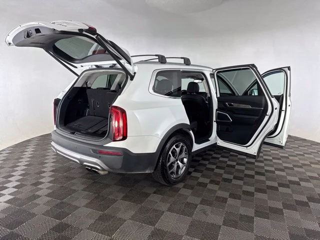 Used 2020 White Kia EX image 16