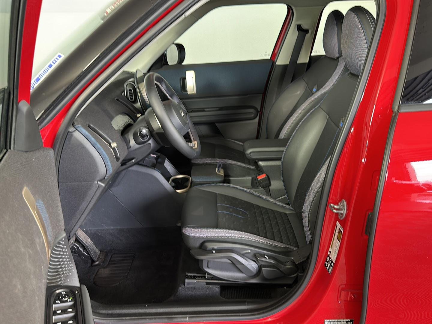 Certified Used 2025 Chili Red II MINI S image 11