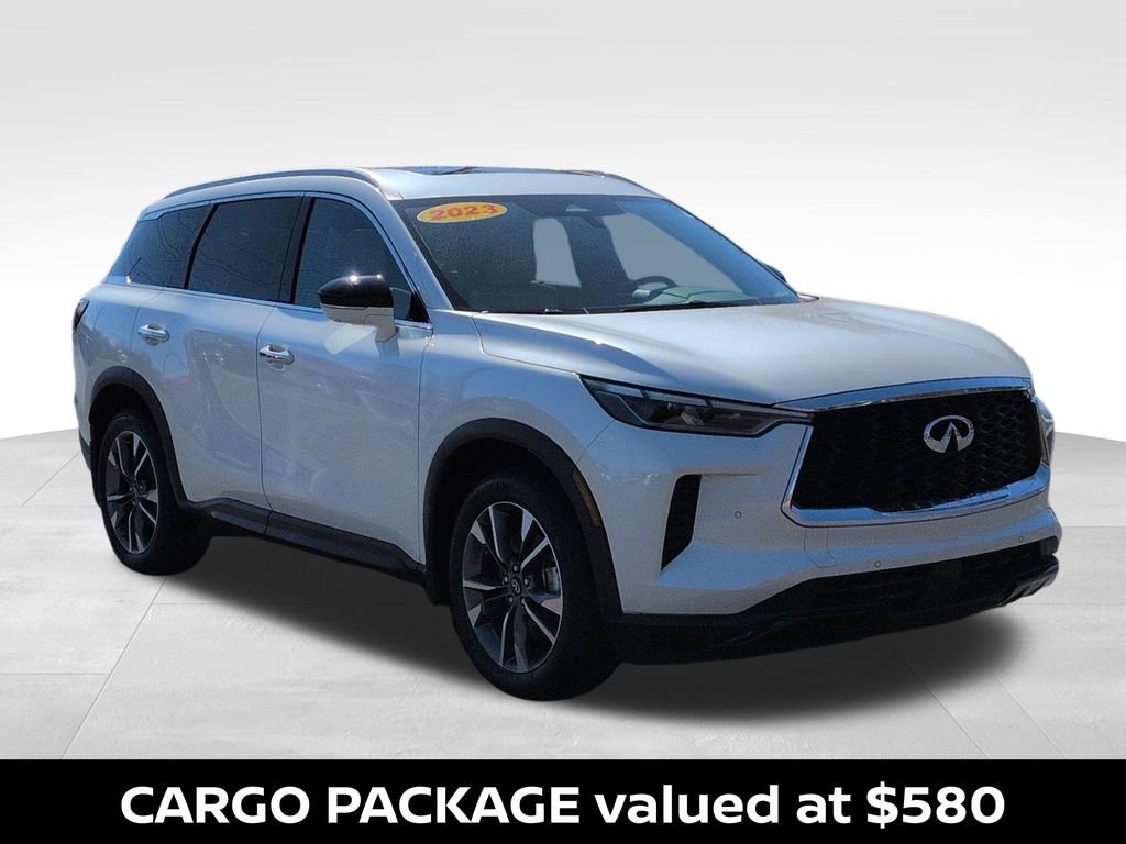 Used 2023 Majestic INFINITI LUXE image 4