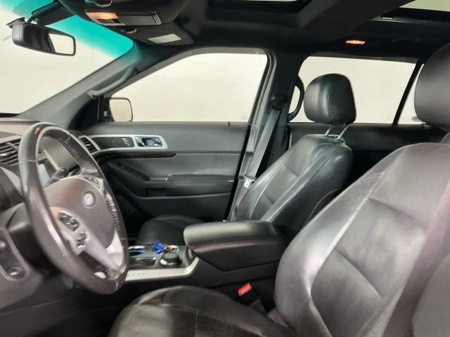 Used 2012 Gray Ford Limited image 10