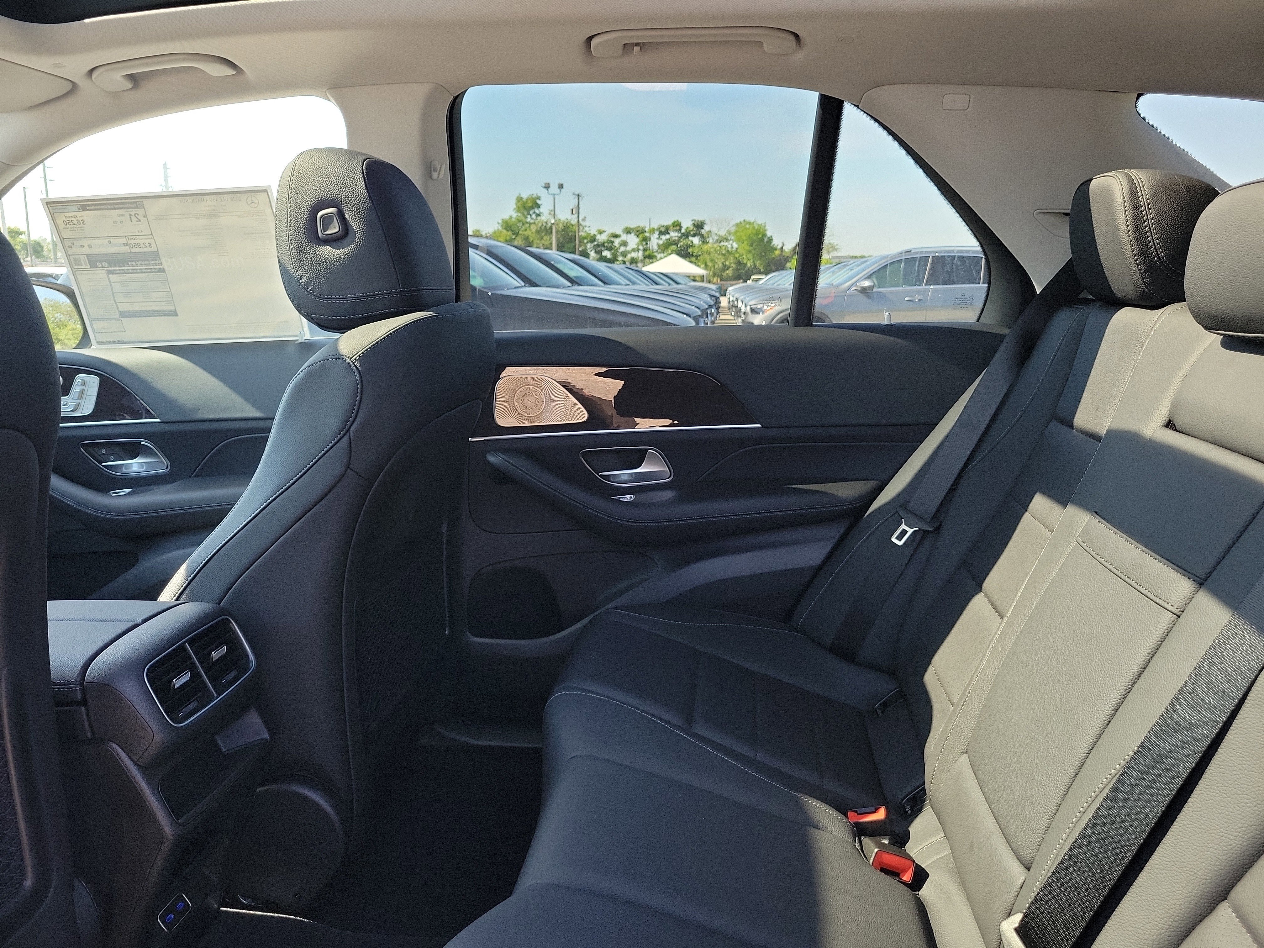 New 2026 Black Mercedes-Benz GLE 450 image 12