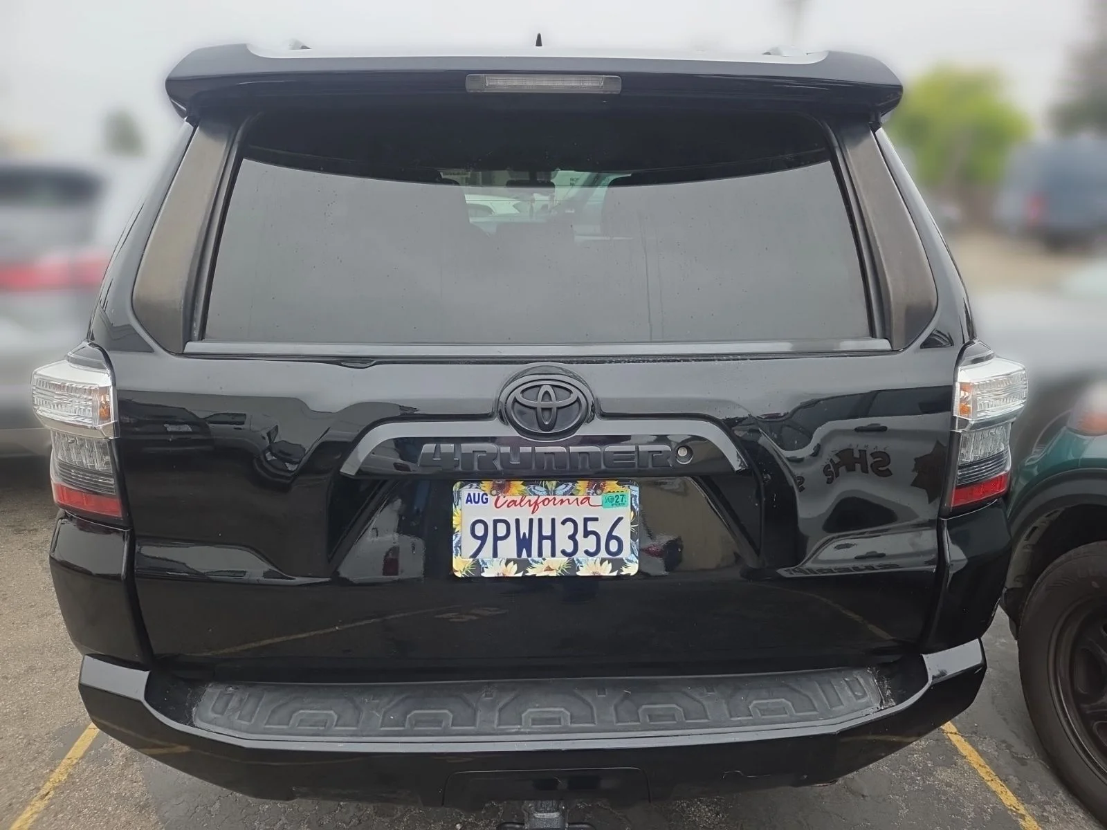Used 2015 Attitude Black Metallic Toyota SR5 image 9