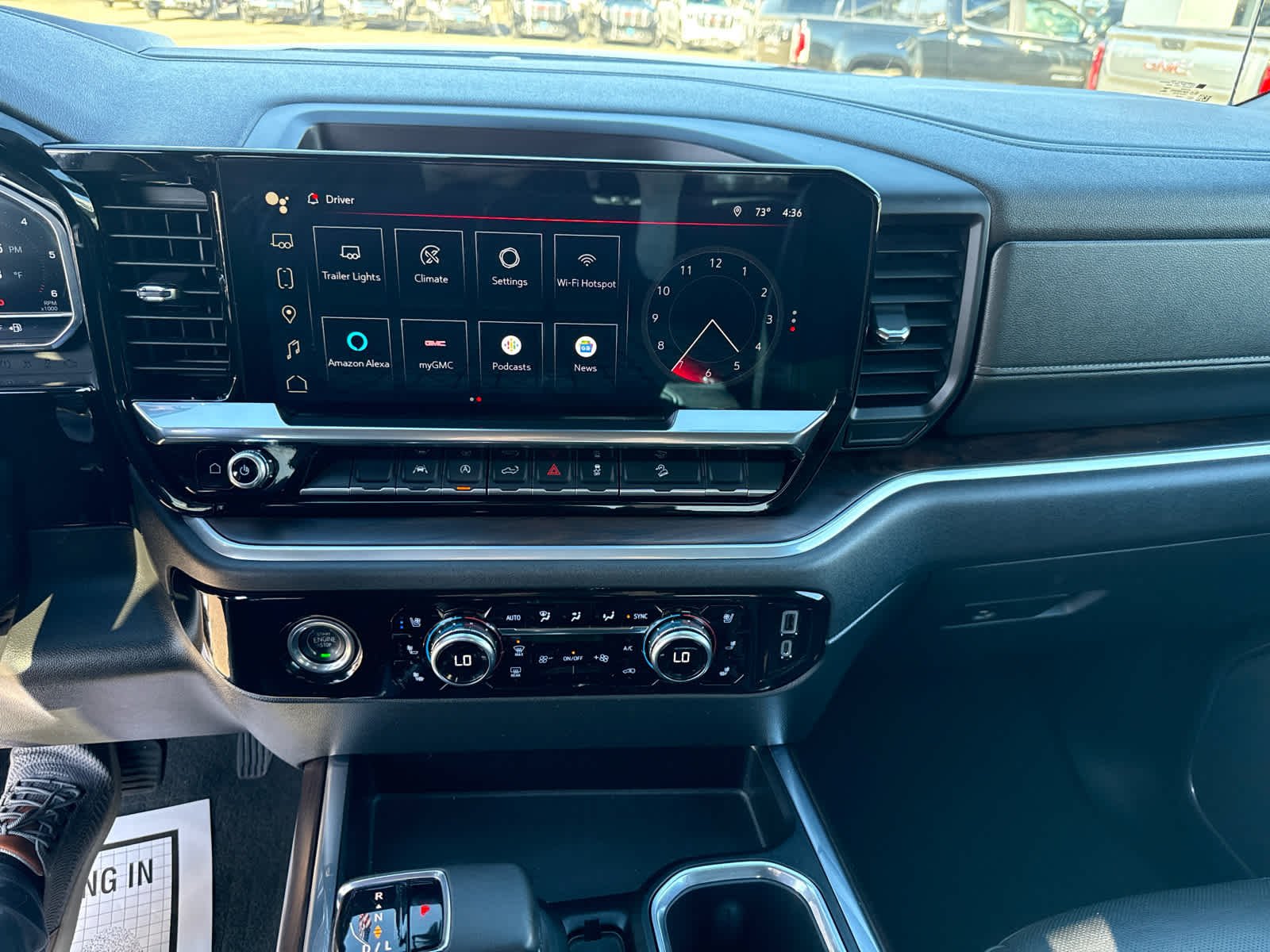 2022 GMC Sierra 1500 SLT - Photo 16
