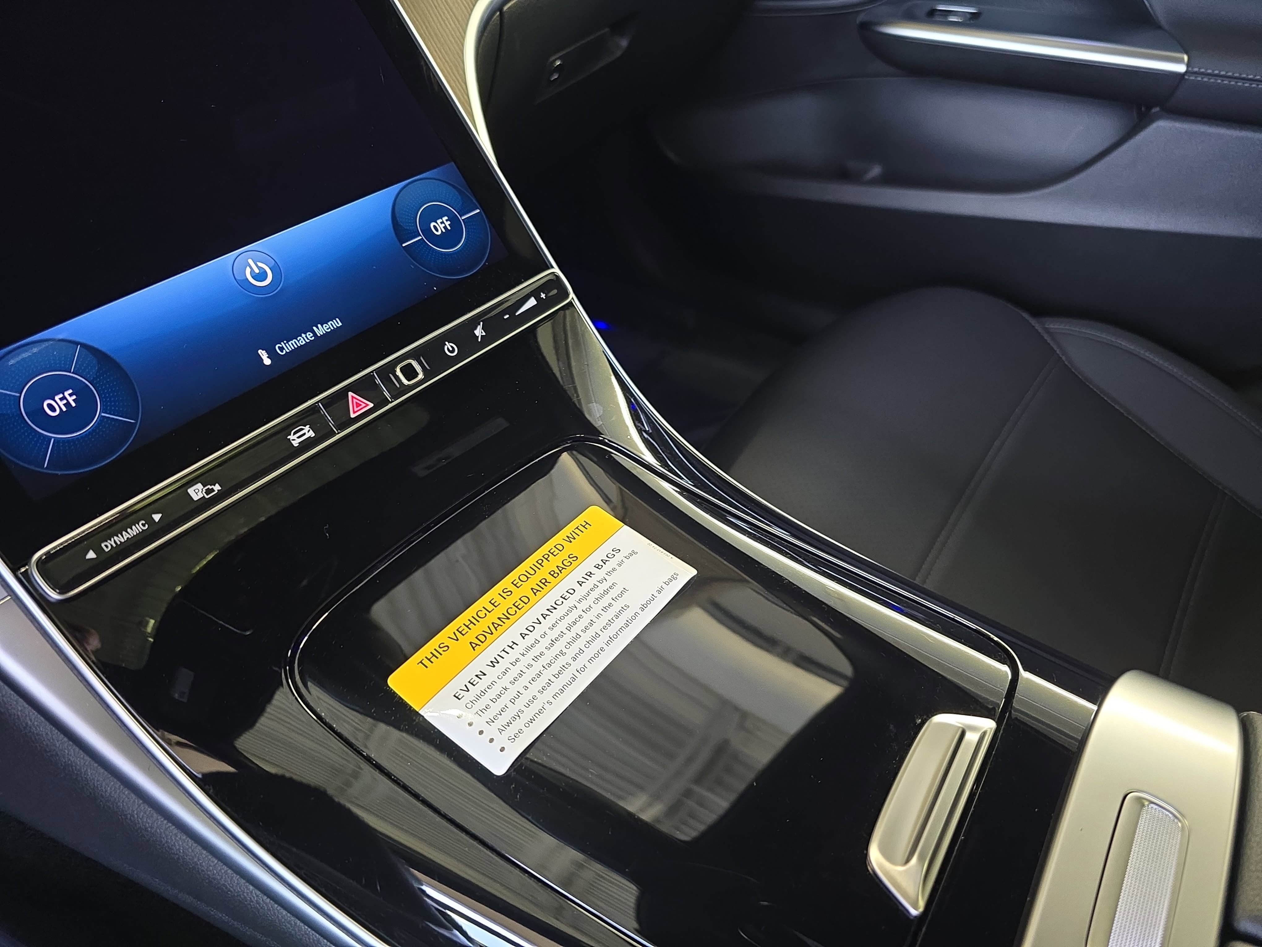New 2026 MANUFAKTUR Alpine Grey Mercedes-Benz C300 image 25